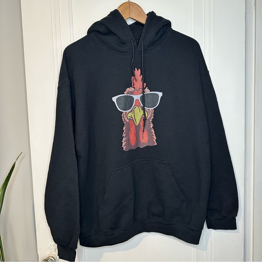 Gildan Black Cool Rooster Sunglasses Graphic Hoodie Large